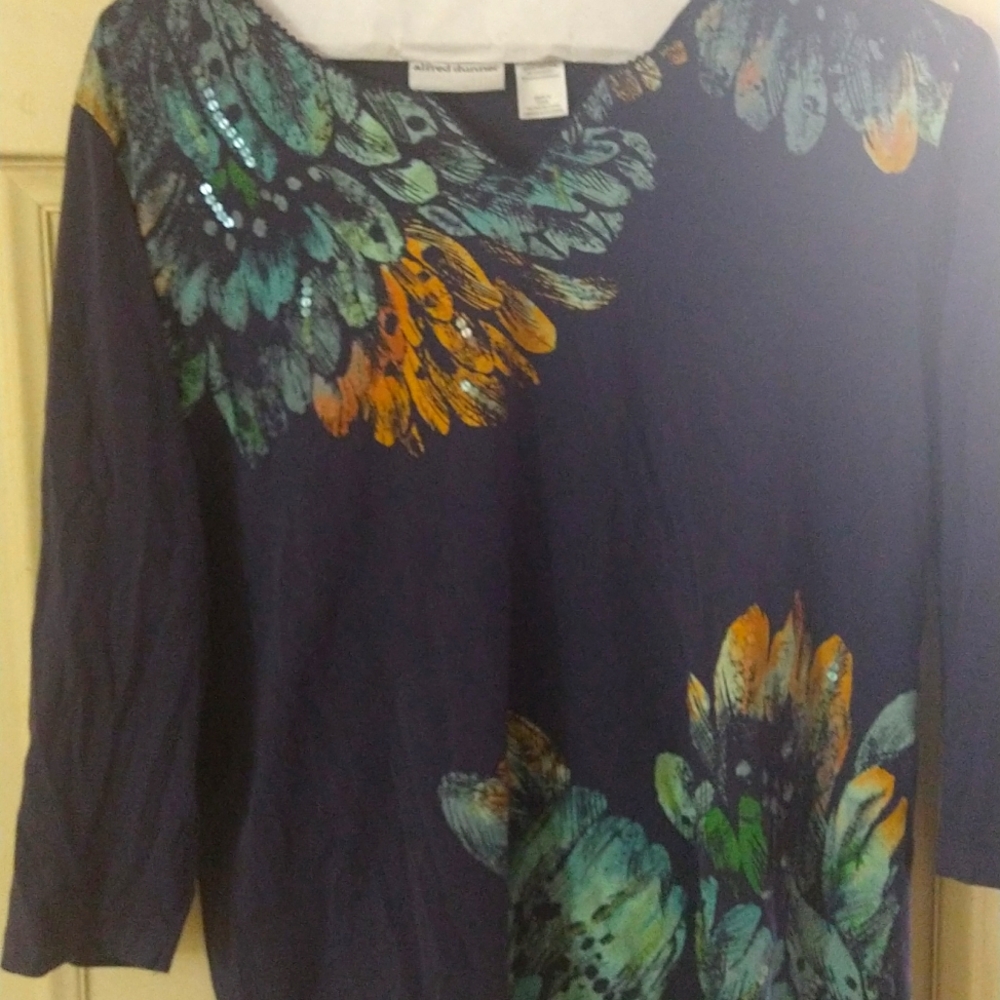 Alfred Dunner Blue 3/4 sleeve shirt